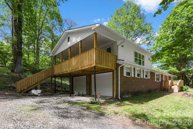 1007 Fork Rd, Barnardsville, NC 28709