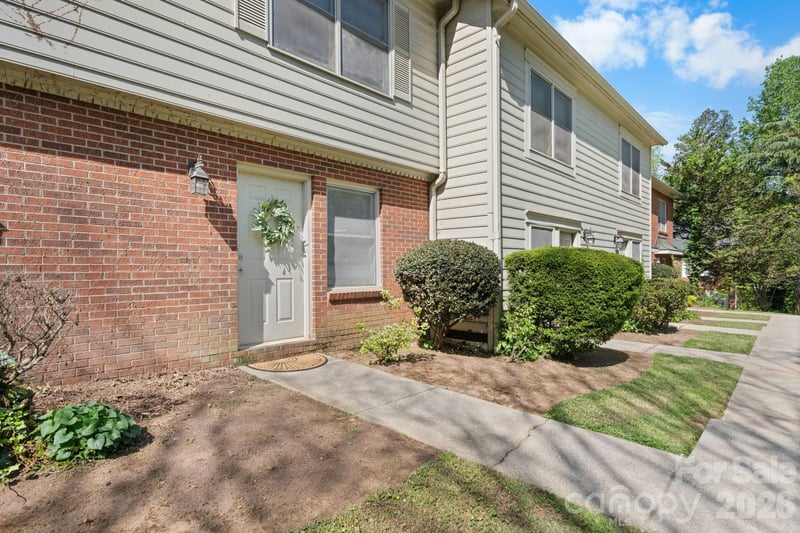 239 13th Avenue Pl #6, Hickory, NC 28601