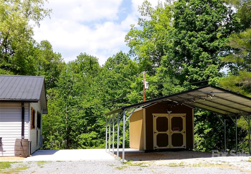 332 Epley Dr #1, Marion, NC 28752