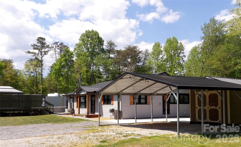 332 Epley Dr #1, Marion, NC 28752