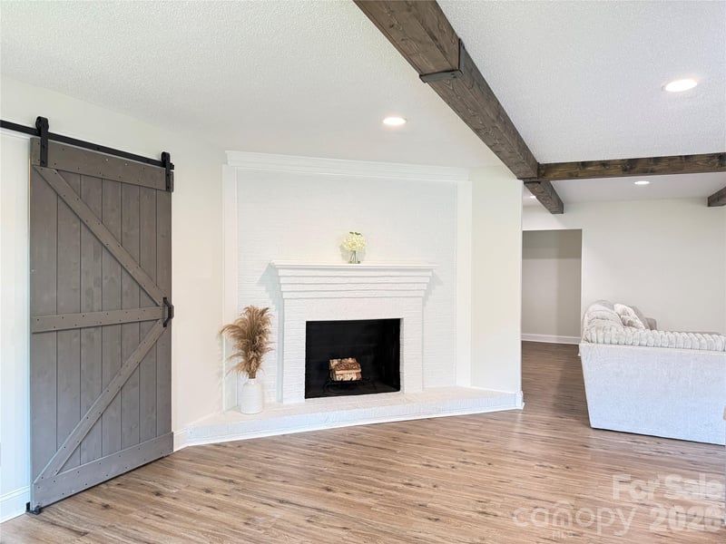 1442 Lee Pearson Rd, Lenoir, NC 28645