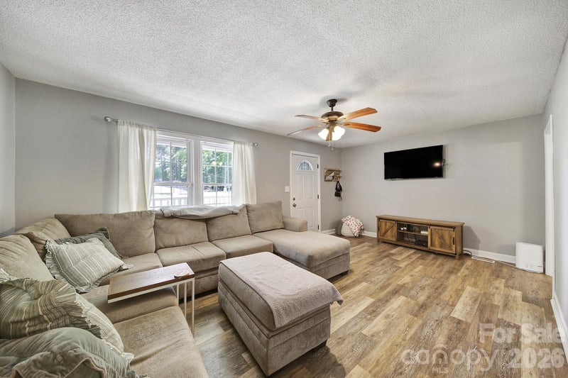 184 Fairhill Rd, Heath Springs, SC 29058