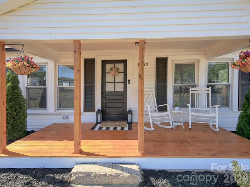 1002 Aiken St, Kannapolis, NC 28081