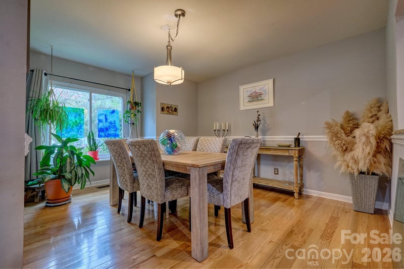 134 Pine Grove Cir, Lake Wylie, SC 29710