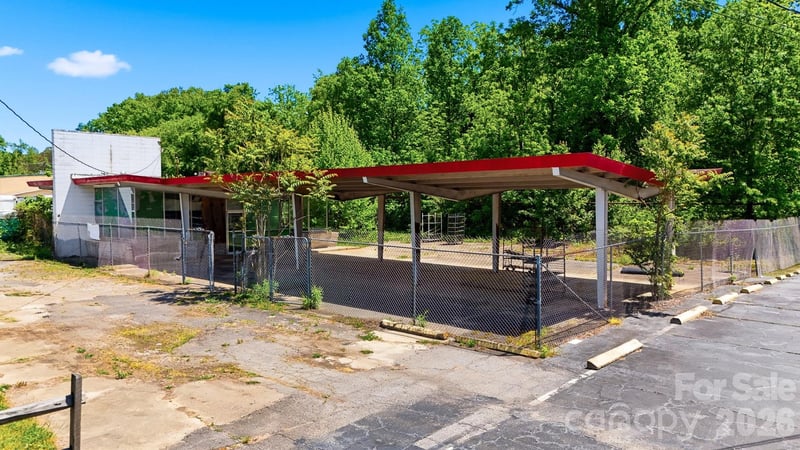 1425 Morganton Blvd, Lenoir, NC 28645