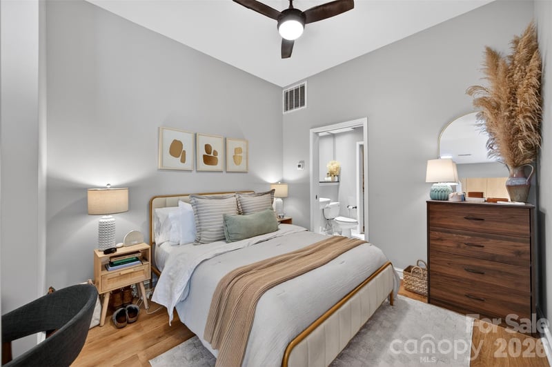 2125 Southend Dr #334, Charlotte, NC 28203