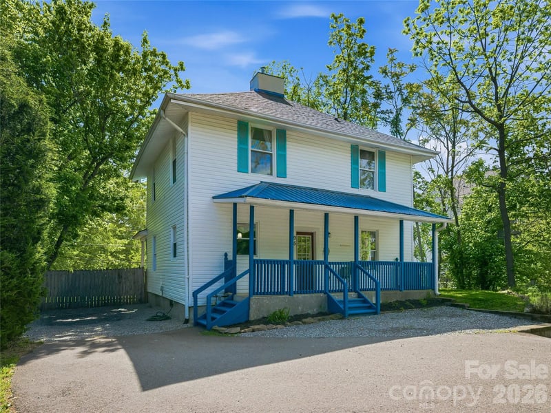 95 Baker Ave, Asheville, NC 28806