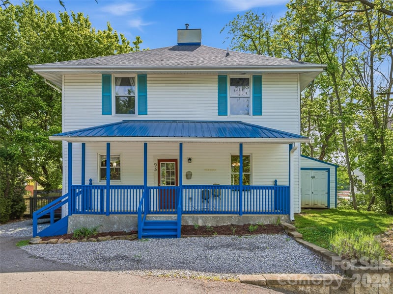 95 Baker Ave, Asheville, NC 28806