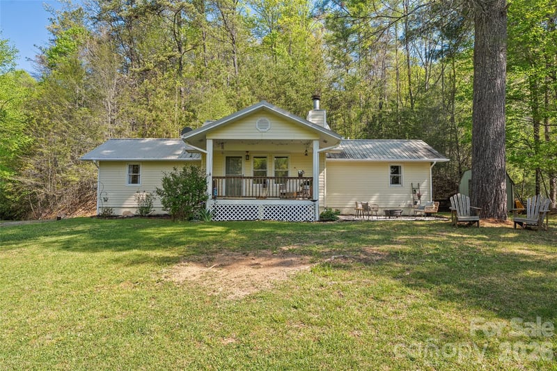144 Bent Pine Dr, Waynesville, NC 28785