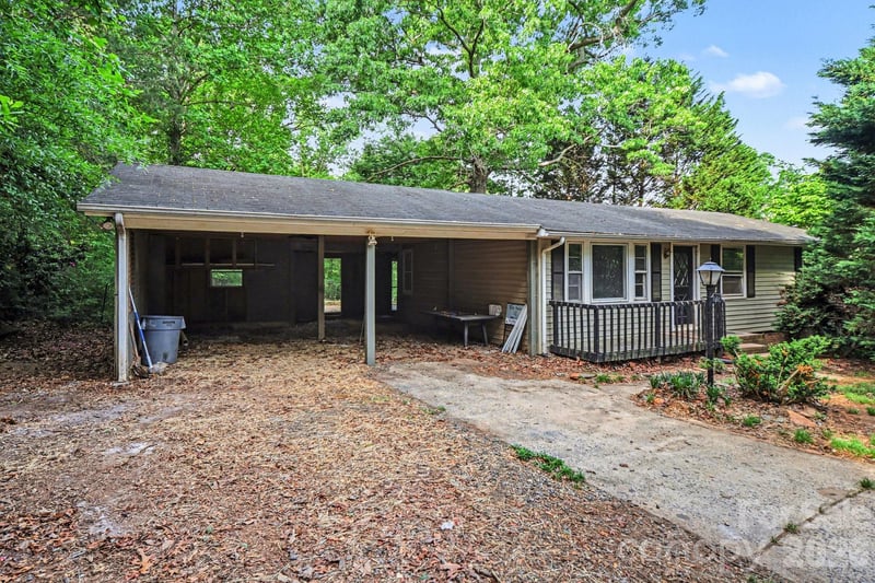 607 Texas Trl, Dallas, NC 28034