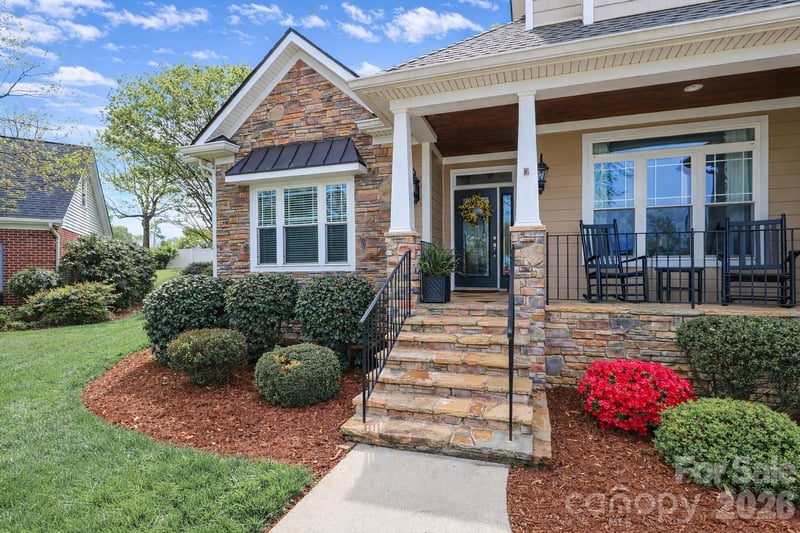 909 Argyle Ct, Statesville, NC 28677