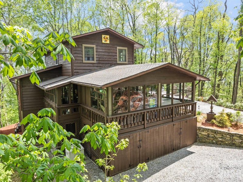 2863 Heath Peak Rd, Waynesville, NC 28785