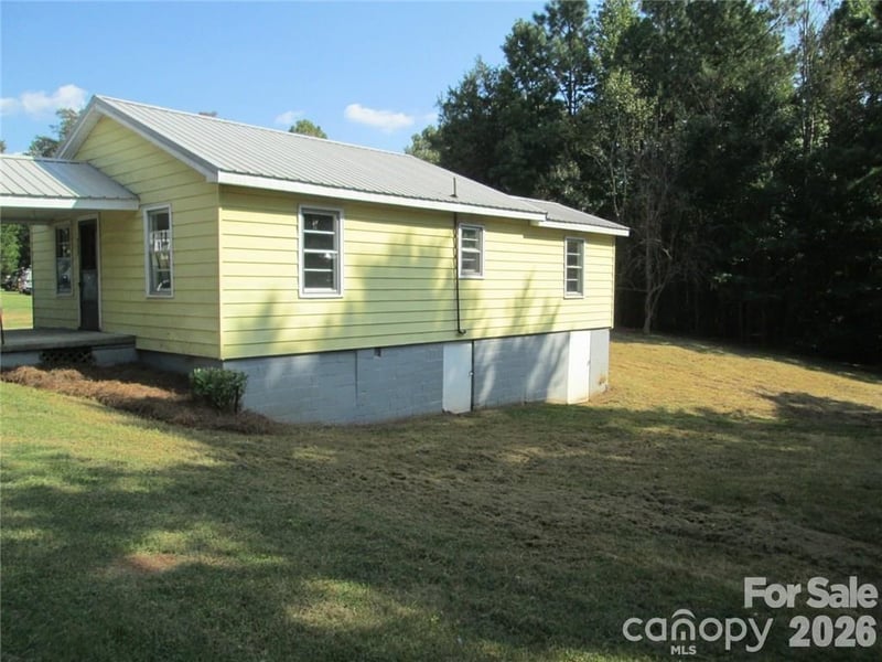 909 Cub St, Kannapolis, NC 28081