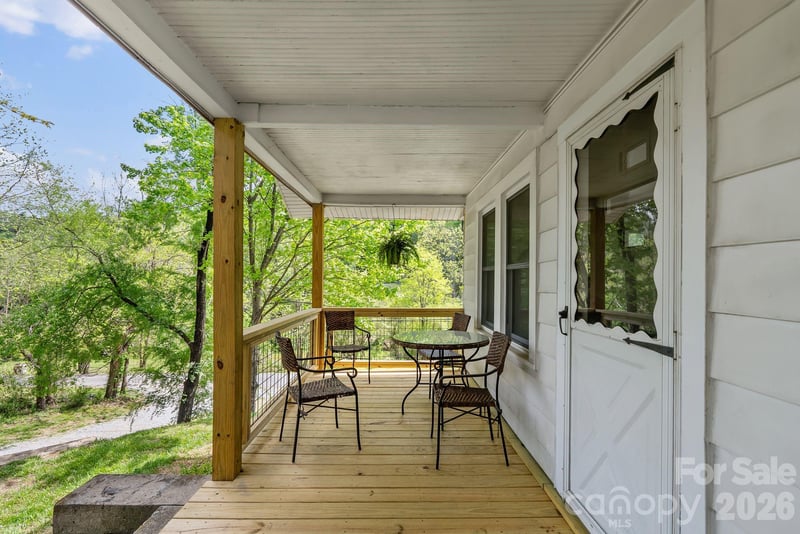 88 Mingus Cove Rd, Canton, NC 28716