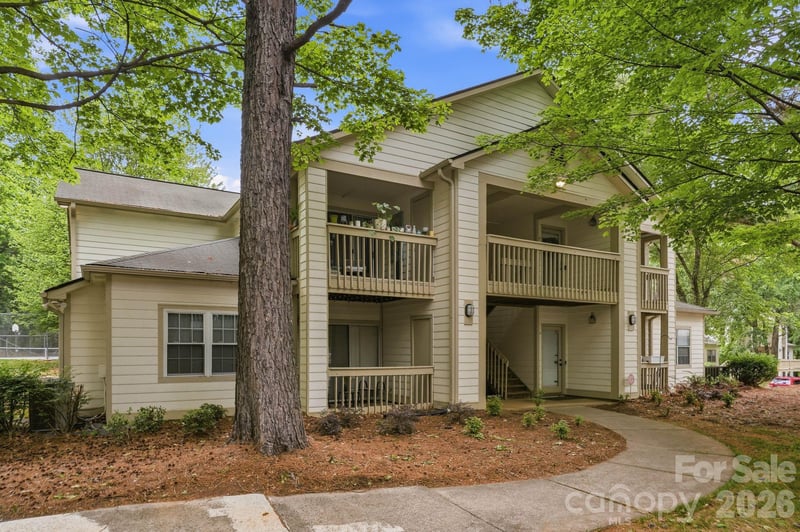 1042 Churchill Downs Ct #F, Charlotte, NC 28211