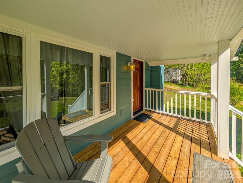 314 Byrd Creek Rd, Green Mountain, NC 28740