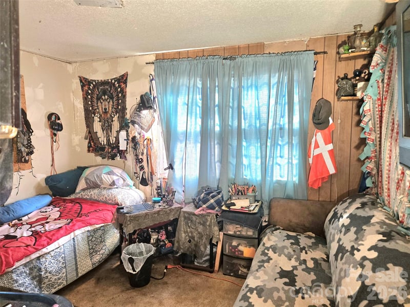 413 Pinchback Ave, Bessemer City, NC 28016