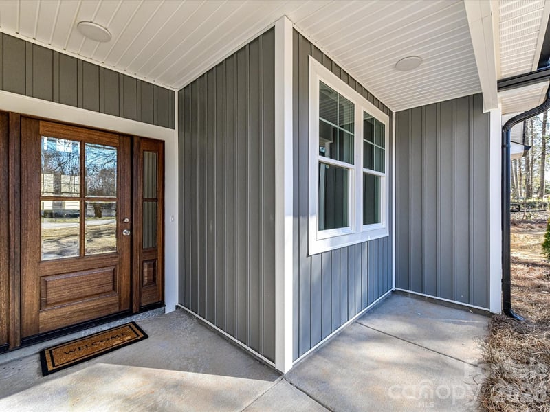 104 Poplar St, Clover, SC 29710