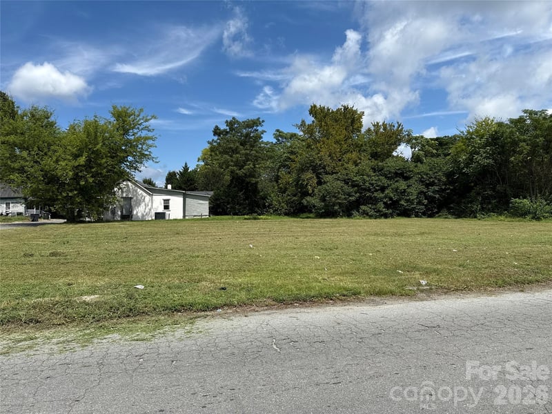 Olivia Ln, Goldsboro, NC 27530
