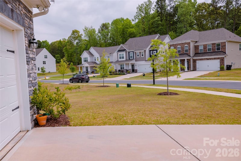 355 Kennerly Center Dr, Mooresville, NC 28115