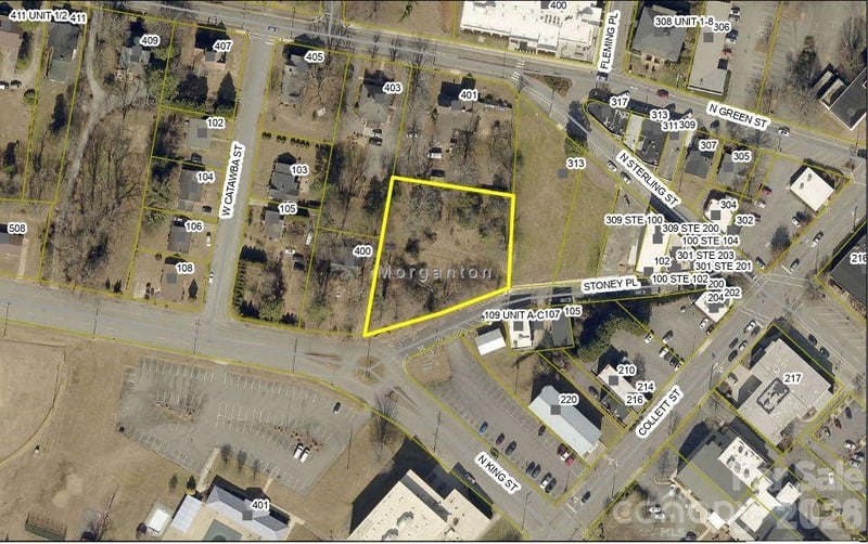 Stoney Pl, Morganton, NC 28655