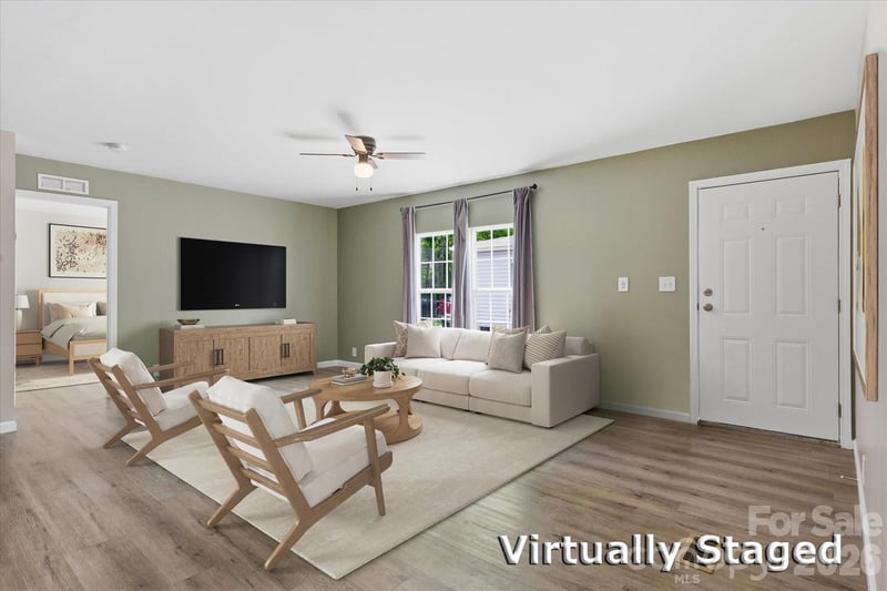 106 Central Ave, Swannanoa, NC 28778