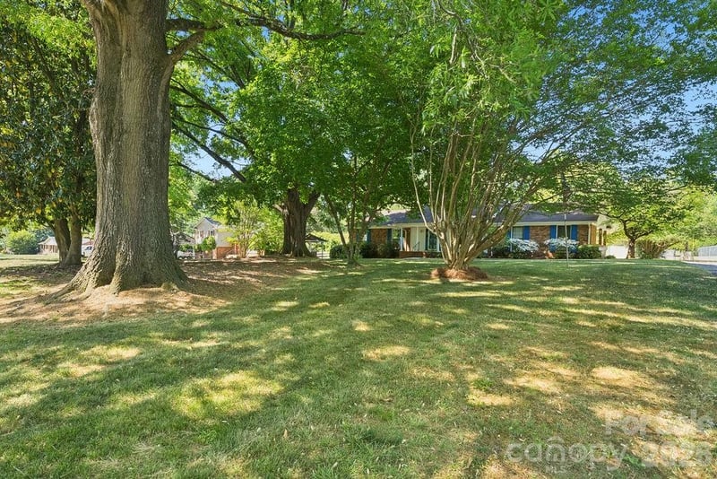 6425 Lebanon Rd, Mint Hill, NC 28227
