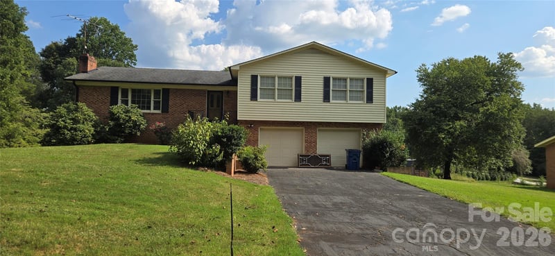 131 N Morvue Loop N, Statesville, NC 28625