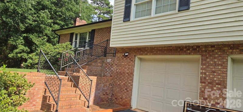 131 N Morvue Loop N, Statesville, NC 28625