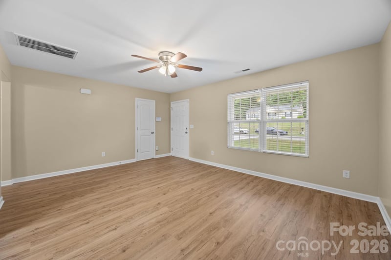 2010 Park Dr, Lancaster, SC 29720