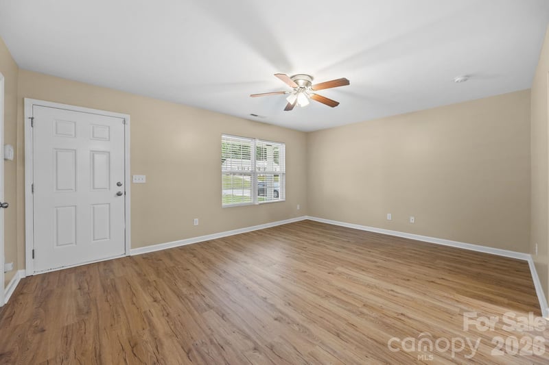2010 Park Dr, Lancaster, SC 29720