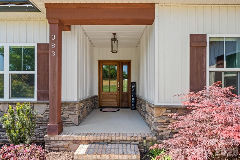 383 Rolling Rd, Lexington, NC 27292