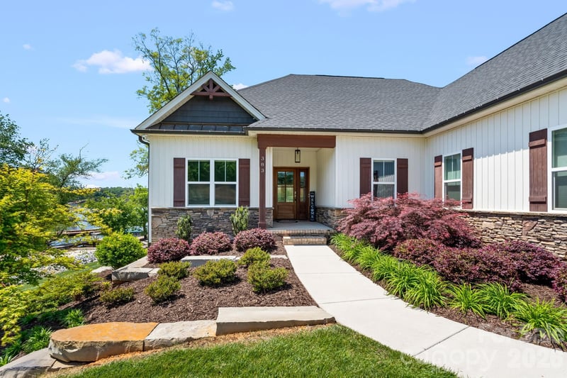 383 Rolling Rd, Lexington, NC 27292