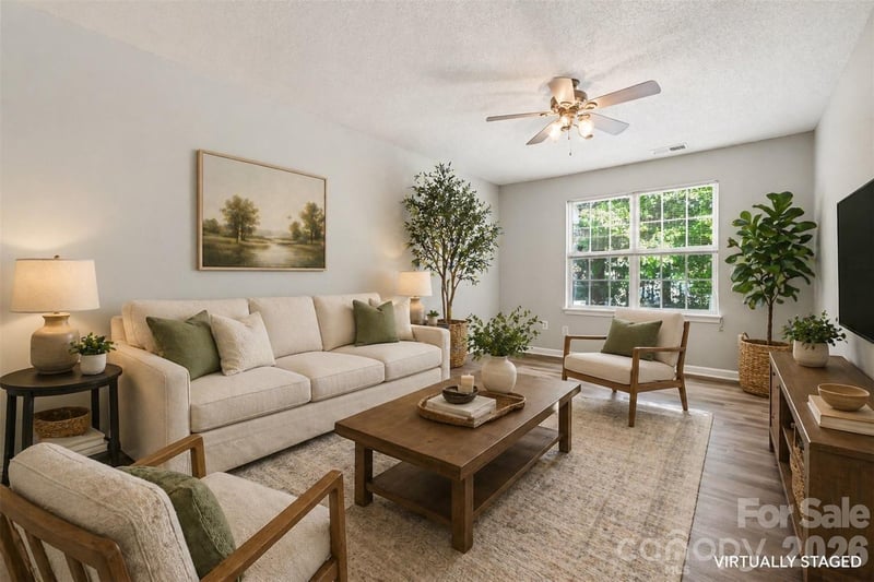 10141 University Park Ln, Charlotte, NC 28213