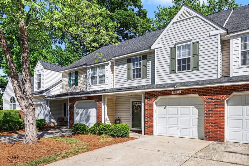 10141 University Park Ln, Charlotte, NC 28213