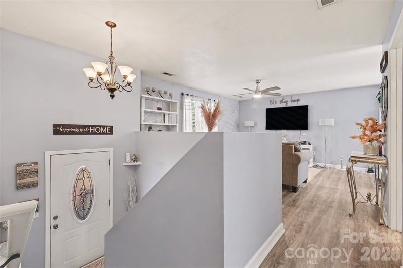 2056 Redberry Ln, Conover, NC 28613