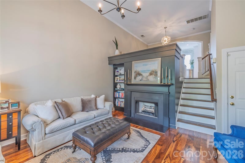 4912 Hill View Dr, Charlotte, NC 28210