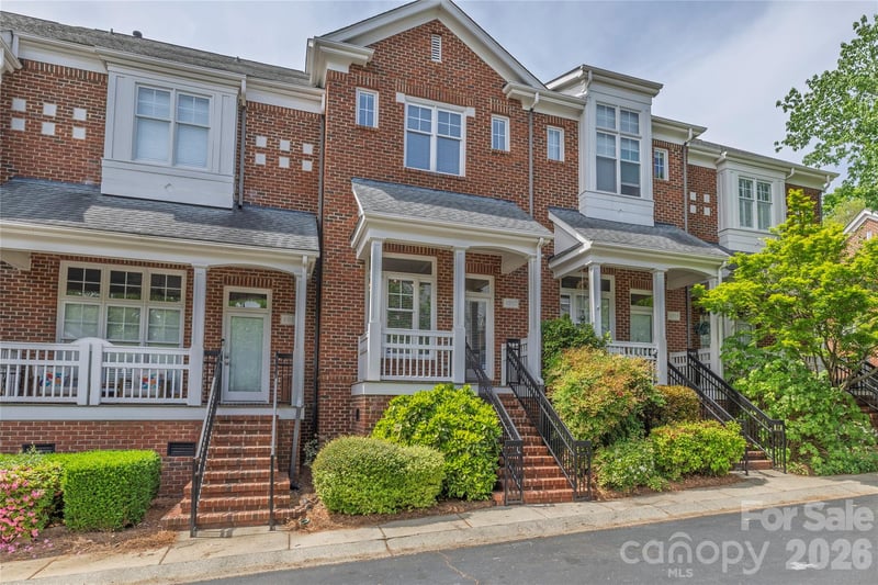 4912 Hill View Dr, Charlotte, NC 28210