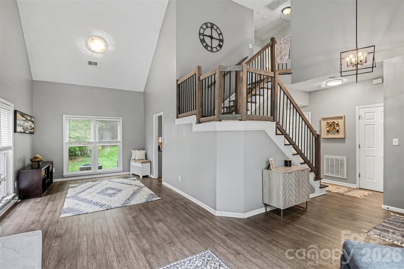 8910 Castlebay Dr, Charlotte, NC 28277