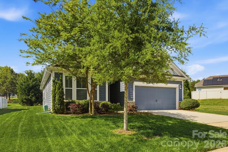 4269 Legacy Dr, Denver, NC 28037