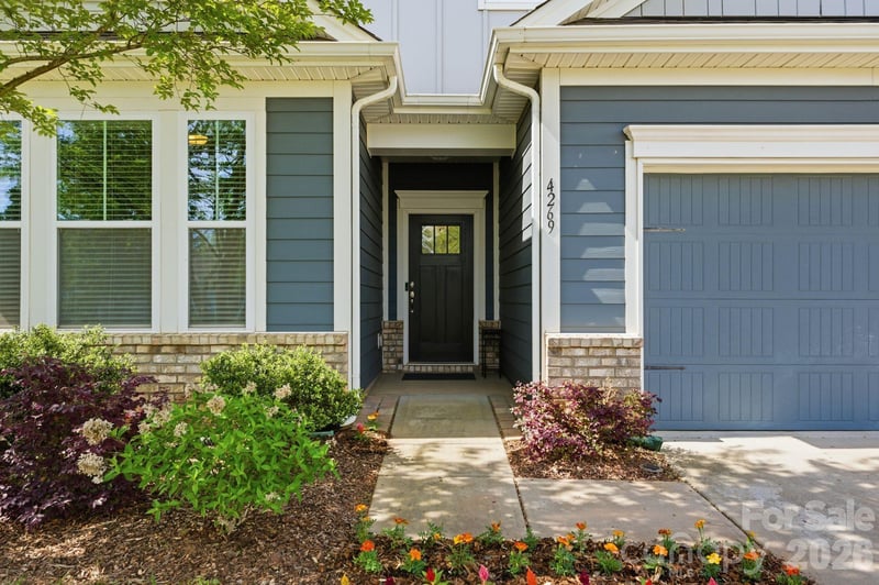 4269 Legacy Dr, Denver, NC 28037
