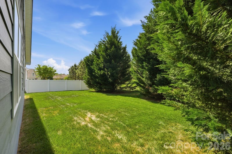 4269 Legacy Dr, Denver, NC 28037