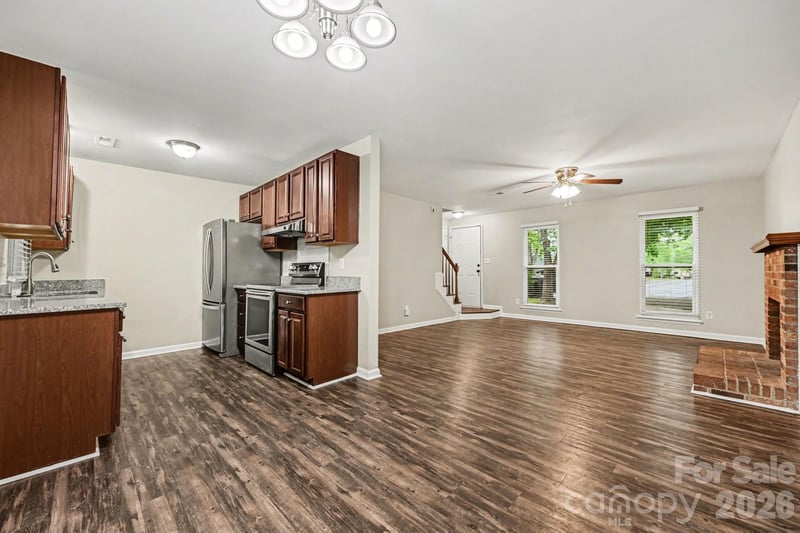 8800 Royal Scot Ln, Charlotte, NC 28227