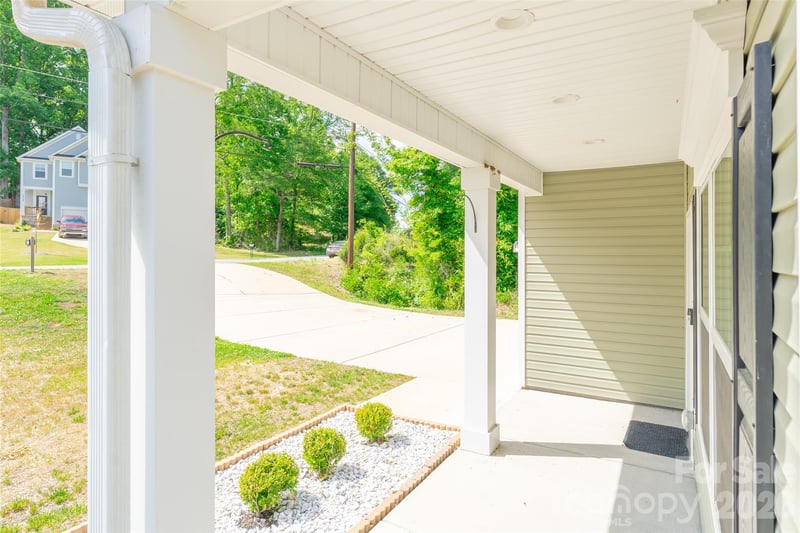 12745 Susanna Dr, Charlotte, NC 28214