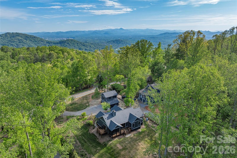660 Elk Mountain Scenic Hw, Asheville, NC 28804