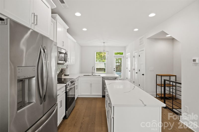 5040 York Park Ln, Charlotte, NC 28217