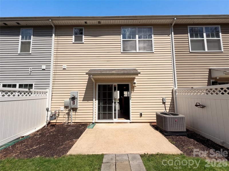 10311 Bunclody Dr, Charlotte, NC 28213