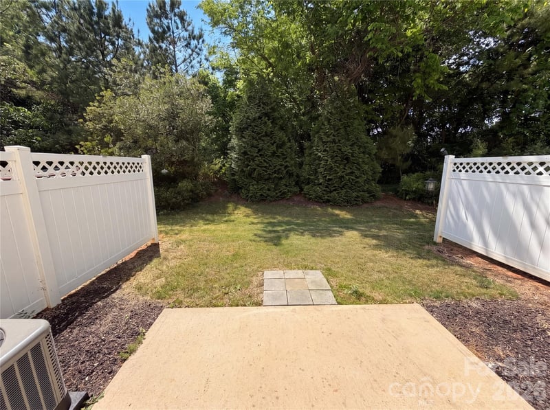 10311 Bunclody Dr, Charlotte, NC 28213