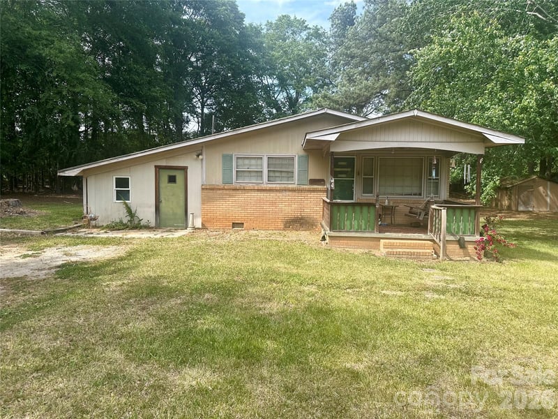 119 Stedman Rd, Dallas, NC 28034