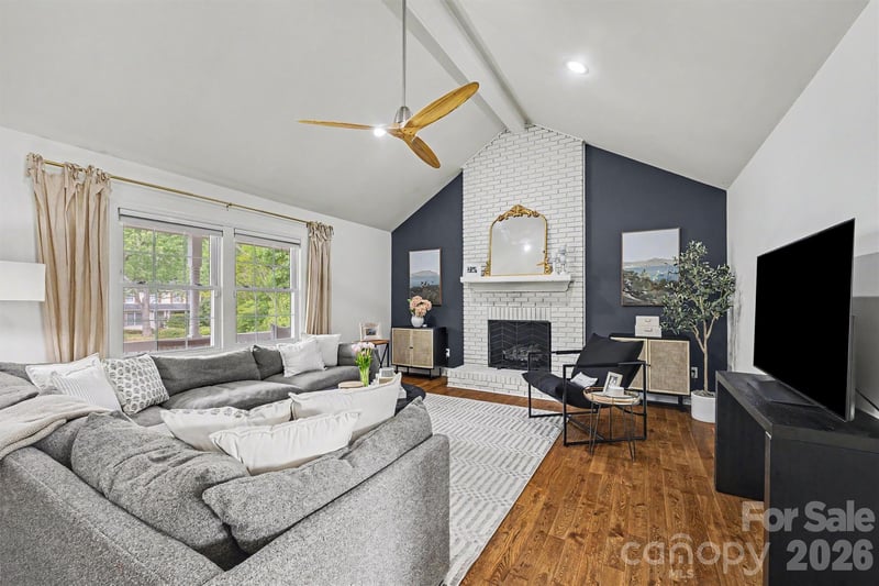 1704 Cardinal Ct, Belmont, NC 28012